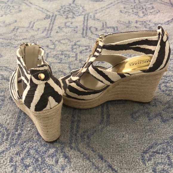 Michael Kors animal print wedge - Picture 4 of 4